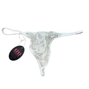 Brand new with Tags Avid Love Brand White‎ Lace Thong Panties Size Small